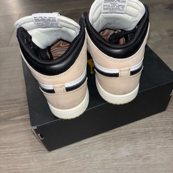 Nike Jordan Retro 1 “Latte”